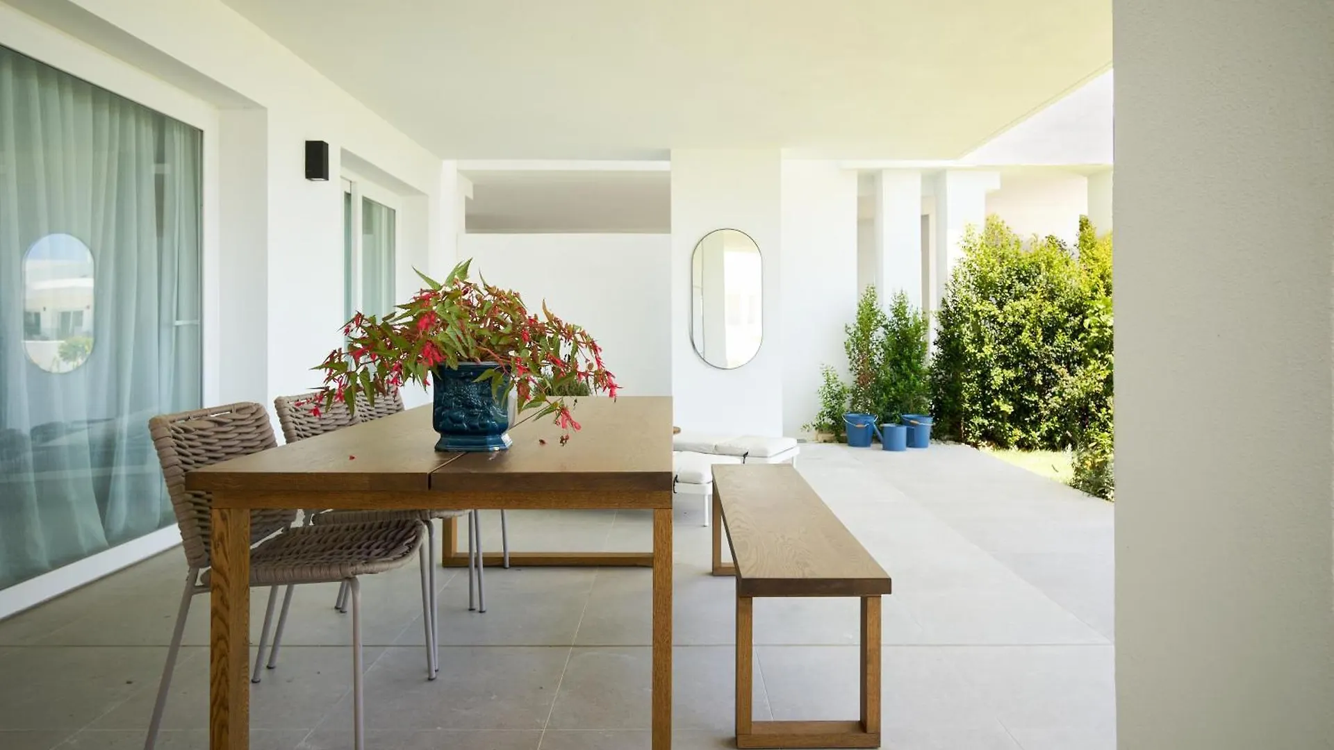 Stylish 2 Bedroom Apartment In Alcazaba Lagoon Εστεπόνα