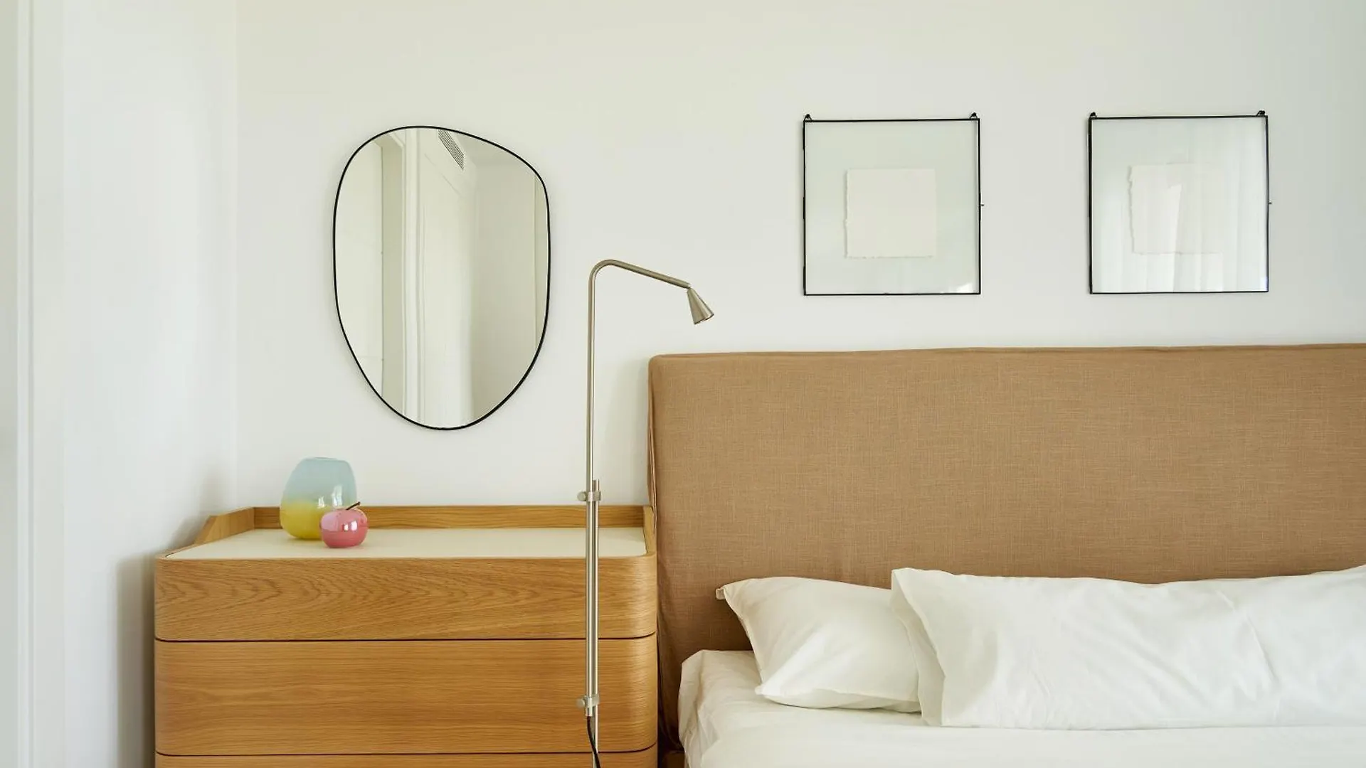 Stylish 2 Bedroom Apartment In Alcazaba Lagoon Εστεπόνα